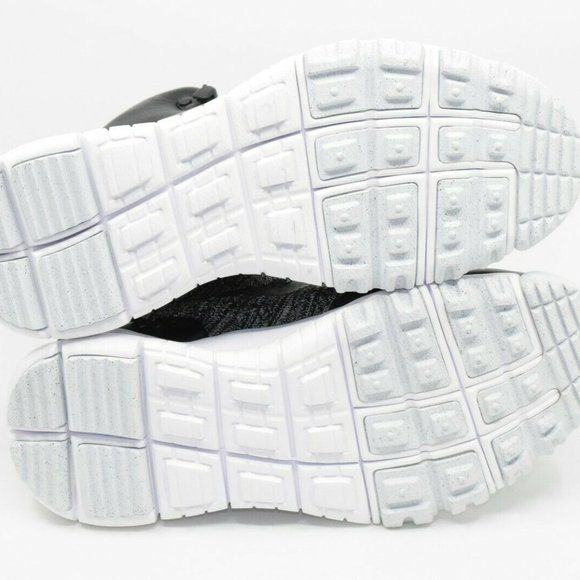 Nike Lupinek Flyknit Oreo Black Gray 862505-001 - Picture 5 of 5